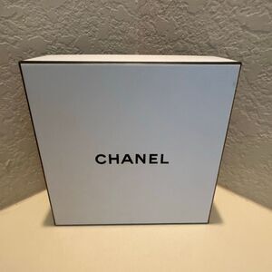 Chanel Square Box White Black Logo Luxury Decor Storage Display Giftbox 8.5x8.5